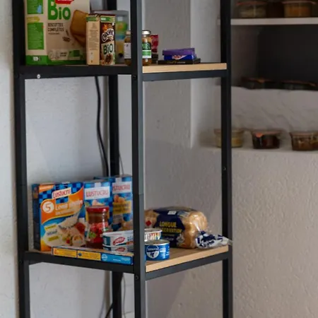 Le Petit Mona Althea * Civaux